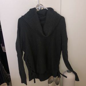 Dark hunter green knit sweater
